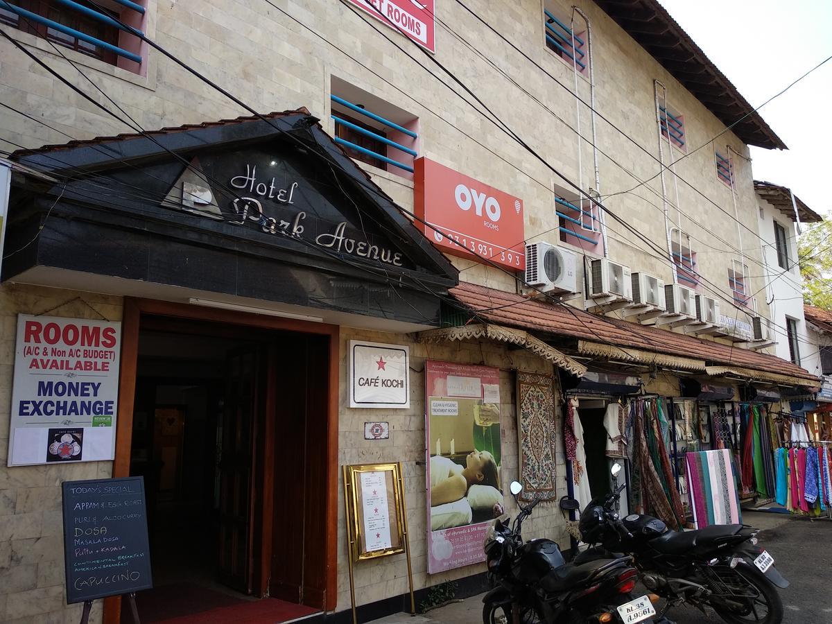 Hotel Park Avenue Kochi Exterior foto